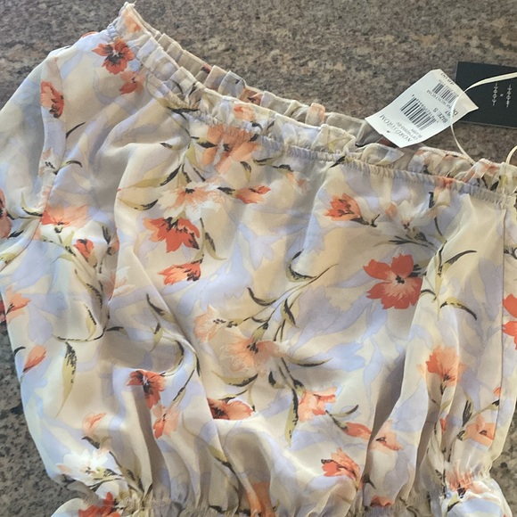 Code x mode off shoulder one sleeve crop top. New with tags. - Picture 3 of 6